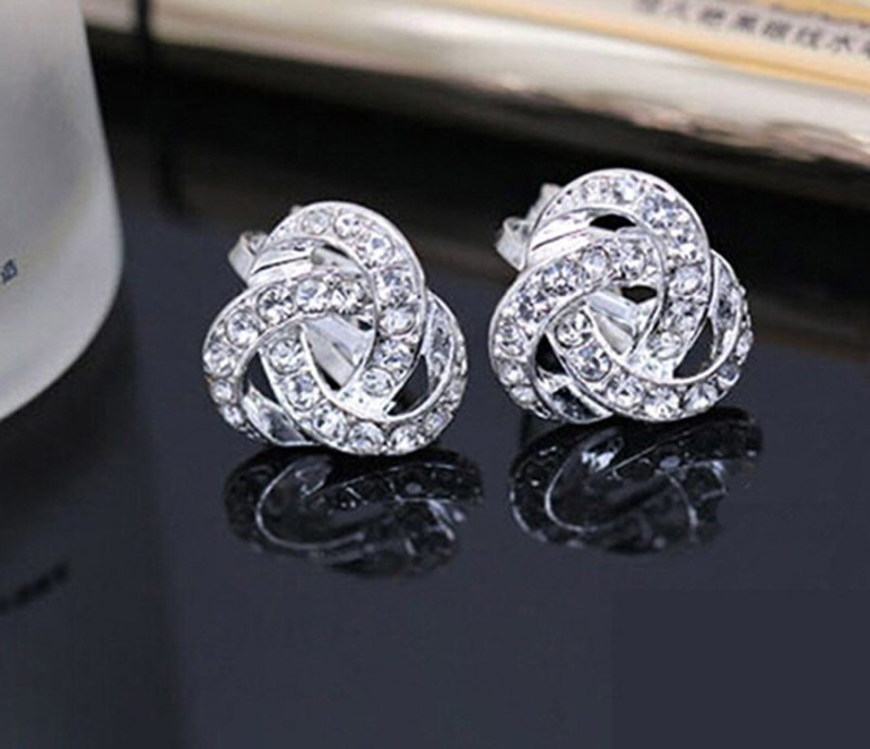 Mirdzoši sudraba krāsas klipši