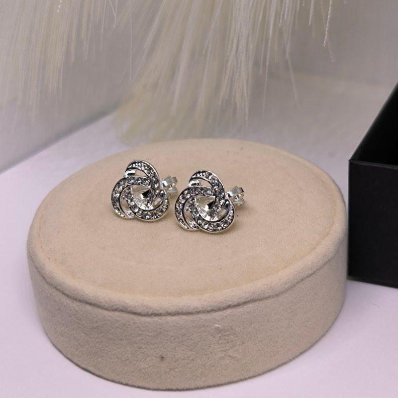 Mirdzoši sudraba krāsas klipši