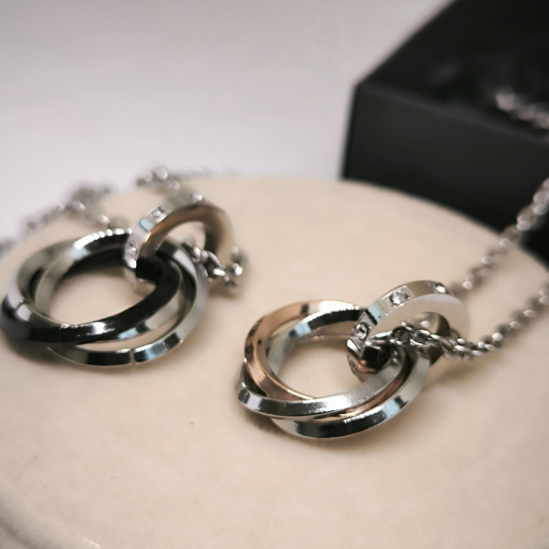 Rotaslietu komplekts pārim "Mīlestības gredzeni"