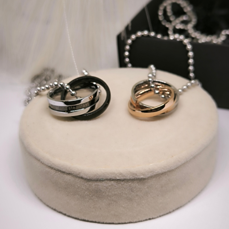 Pāra kaklarotu komplekts "Gredzeni"