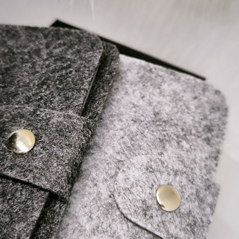 Filca karšu turētājs