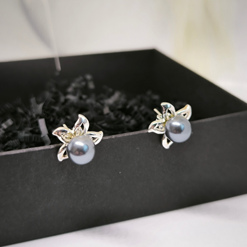 Burvīgas auskari "Ziediņi"