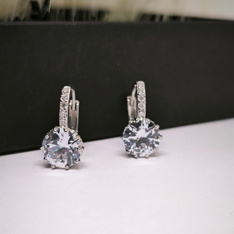 Gredzena formas auskari "Kristāli"