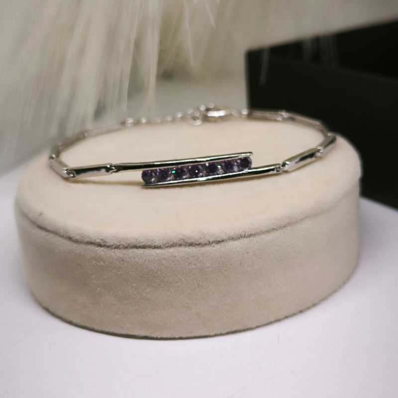 Rokassprādze "Purpura mirdzums"