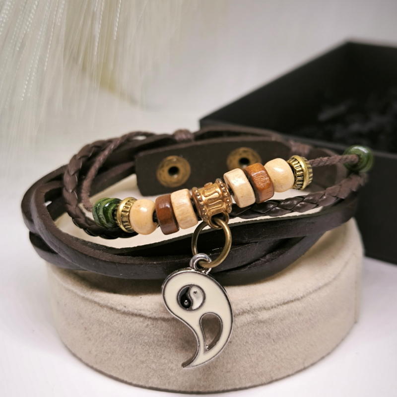 Ādas rokassprādžu komplekts pārim "Yin un Yang"