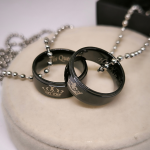 Pāra kaklarotu komplekts "King and Queen rings"