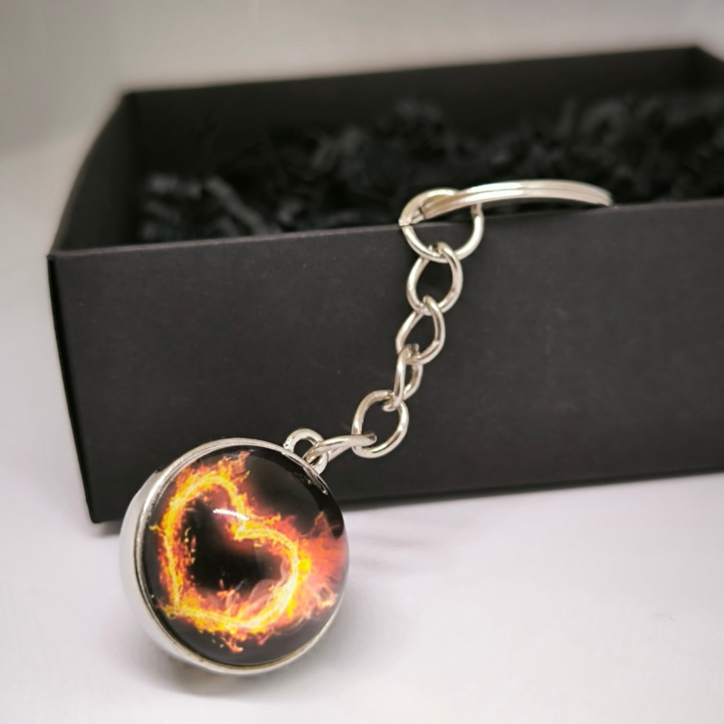 Atslēgu piekariņš "Liesmojošā sirds"