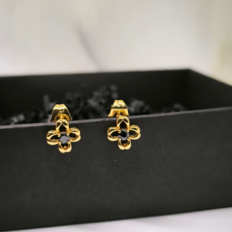 Jauniešu ziediņa formas sieviešu auskari