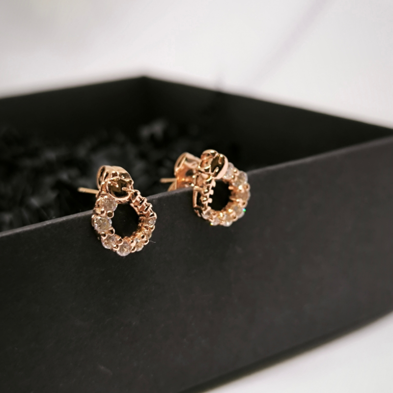 Stilīgas auskari dzīvnieku mīļotājām