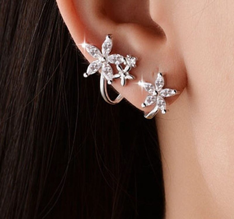 Ekskluzīva dizaina auskari ar ziediem