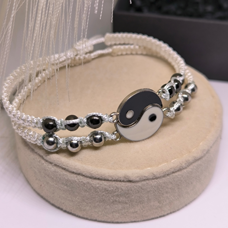 Pāru rokassprādzes ar pērlītēm "Stilīgs duets"