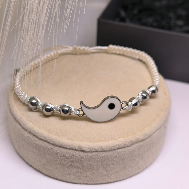 Pāru rokassprādzes ar pērlītēm "Stilīgs duets"