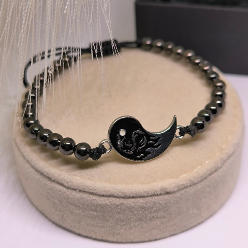 Minimālistiskas pāru rokassprādzes ar pērlītēm „Smalkā saikne“