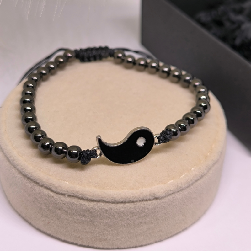 Smalkas pāru rokassprādzes „Melnais minimālisms“