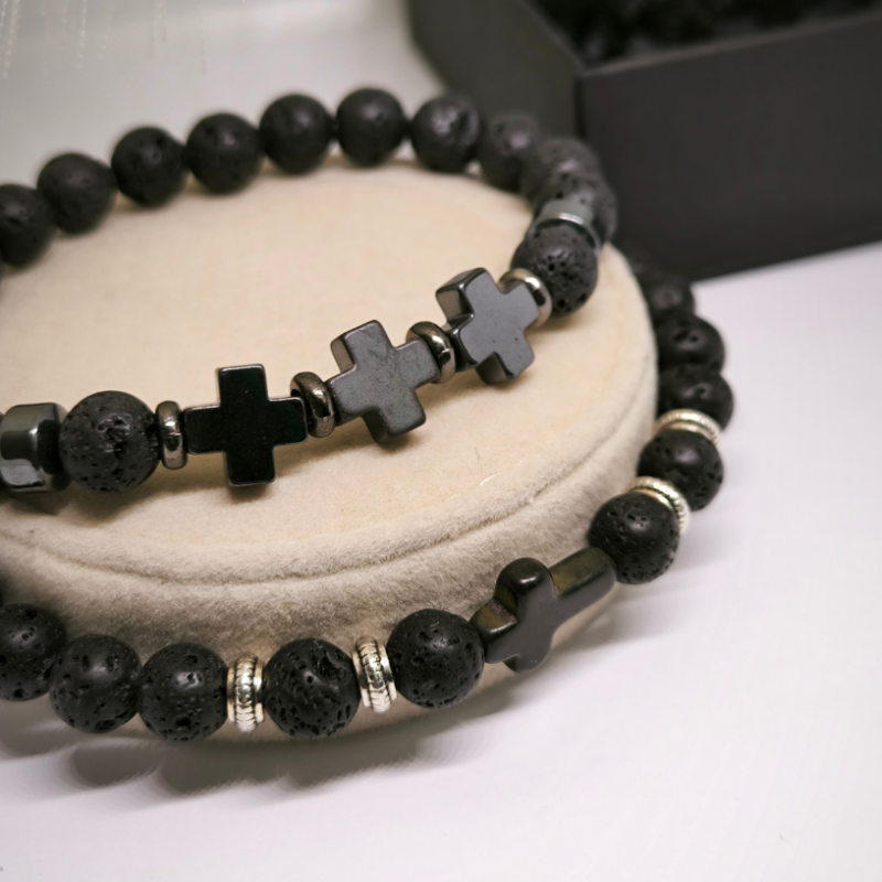 Krellīšu rokassprādžu komplekts ar krustiņiem