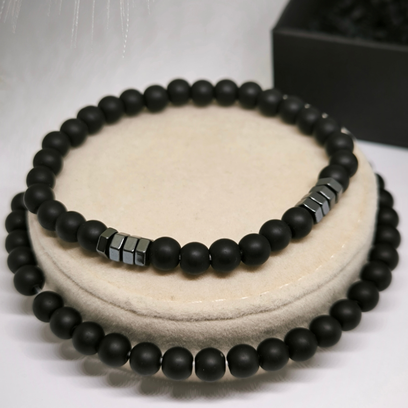 Minimālistiska dizaina krellīšu rokassprādžu komplekts