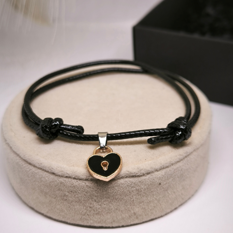 Rokassprādžu komplekts "Atslēga uz sirdi"