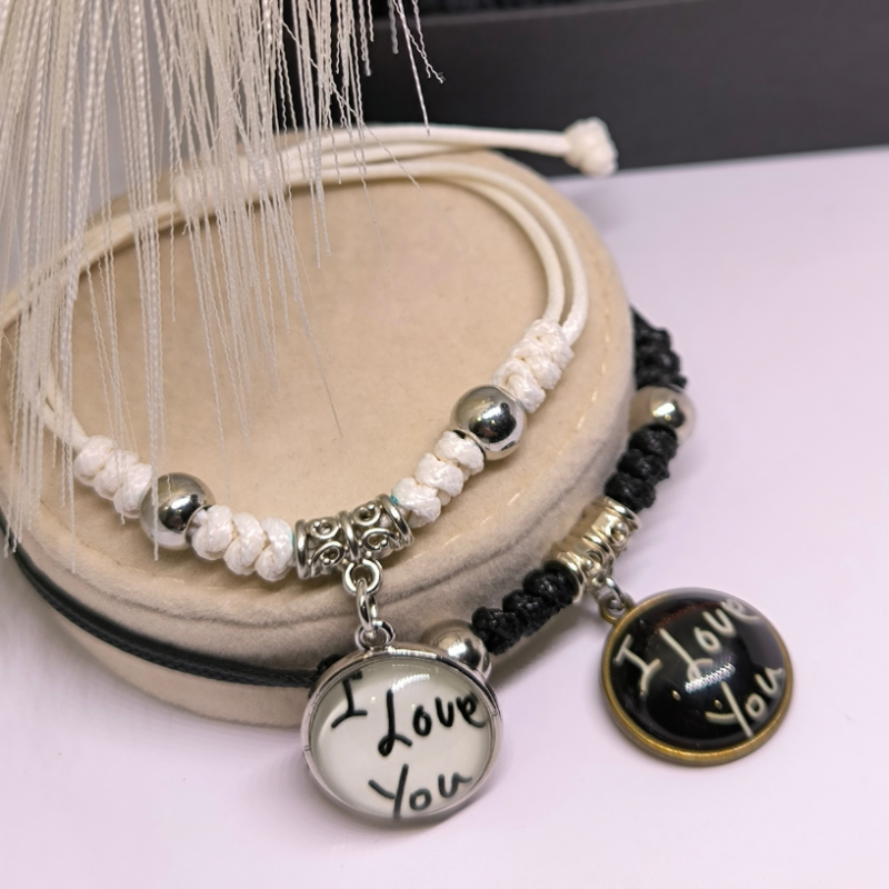 Ekskluzīva dizaina rokassprādžu komplekts pāriem