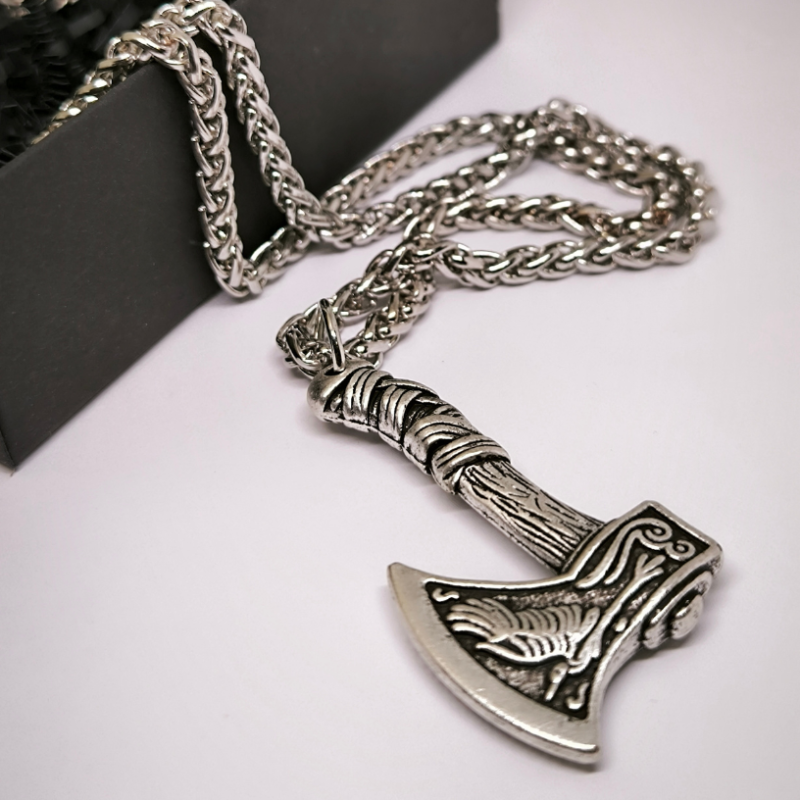 Unikāla dizaina vīriešu kaklarotas kulons ar ķēdīti