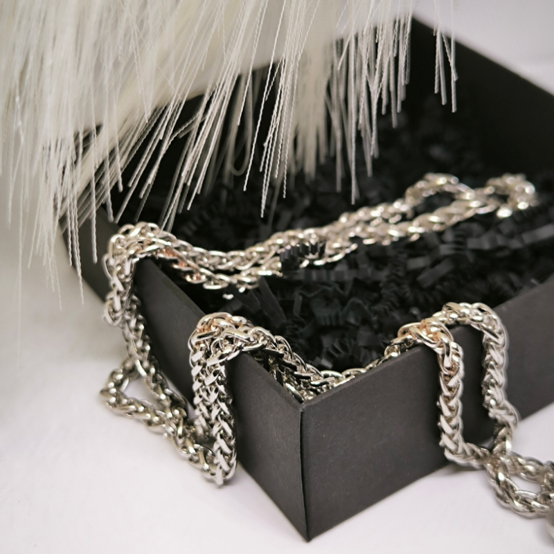 Unikāla dizaina vīriešu kaklarotas kulons ar ķēdīti