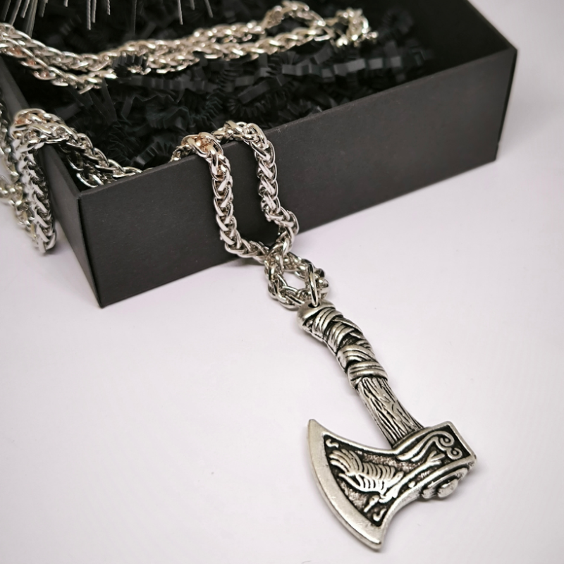 Unikāla dizaina vīriešu kaklarotas kulons ar ķēdīti