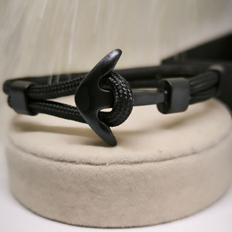 Stilīga melna auduma rokassprādze vīriešiem