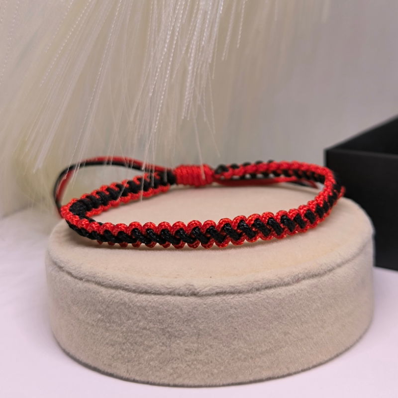 Brīvā laika stila rokassprādžu komplekts