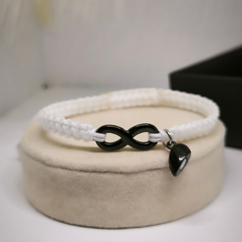 Rokassprādzes pārim "Bezgalīga mīlestība" ar magnētiņiem