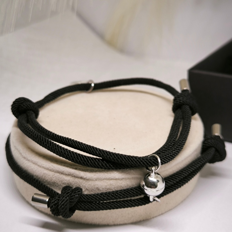 Auduma rokassprādzes "Sirds atslēga"