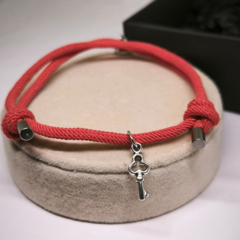 Auduma rokassprādzes ar magnētisko aizdari