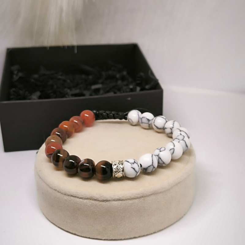 Oniksa un tīģeracs krellīšu rokassprādze