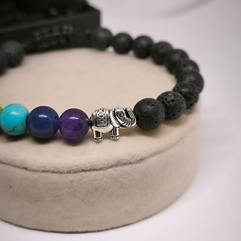 Spēlīga lavas krellīšu rokassprādze ar metāla akcentu