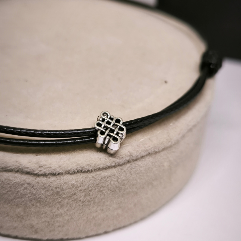 Minimālistiska dizaina rokassprādžu komplekts pāriem