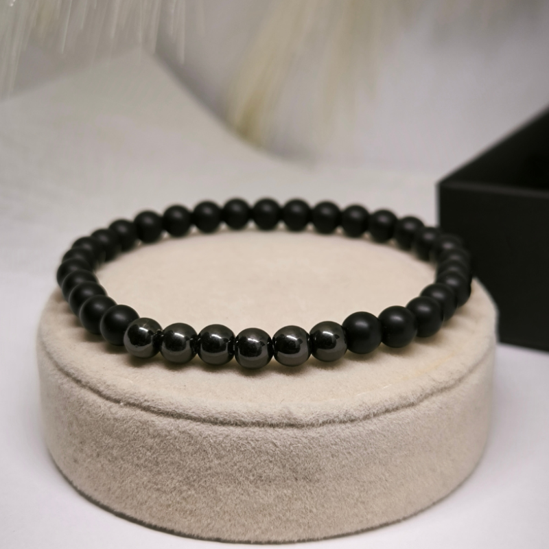 Melna oniksa akmens krellīšu rokassprādžu komplekts