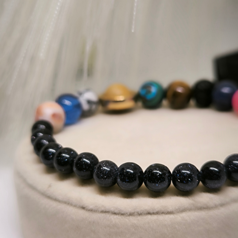 Saules sistēmas planētu rokassprādze