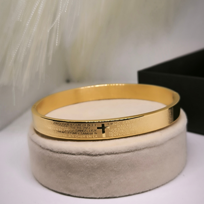 Zelta krāsas nerūsējošā tērauda rokassprādžu komplekts vīriešiem