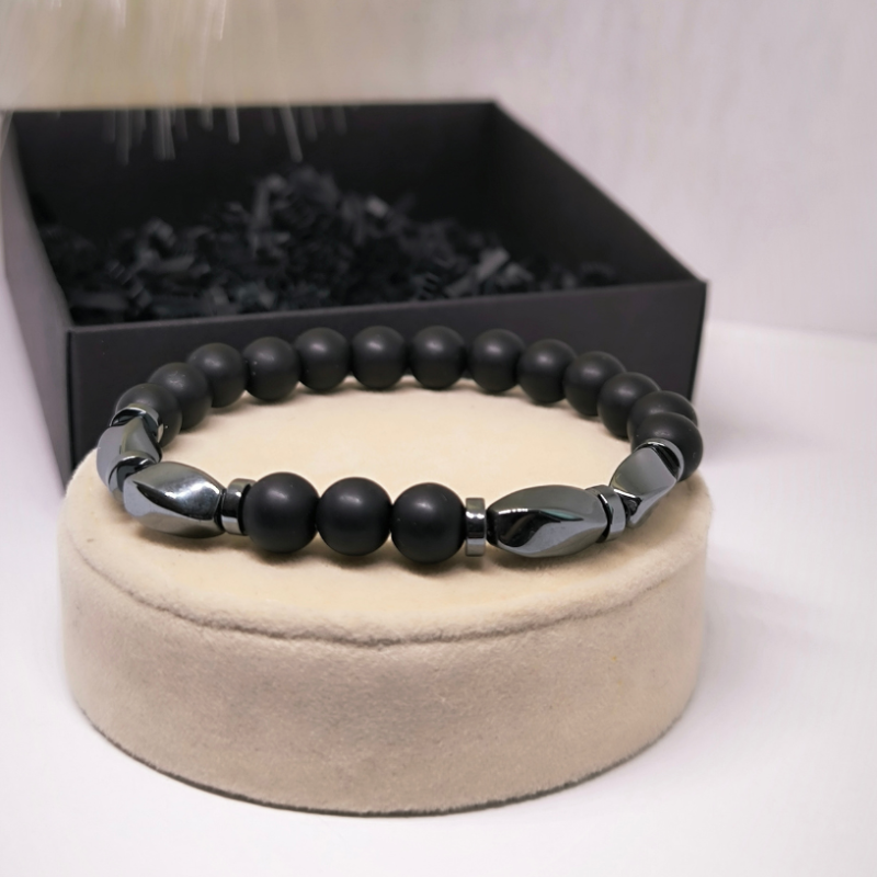 Rokassprādze sievietēm ikdienai