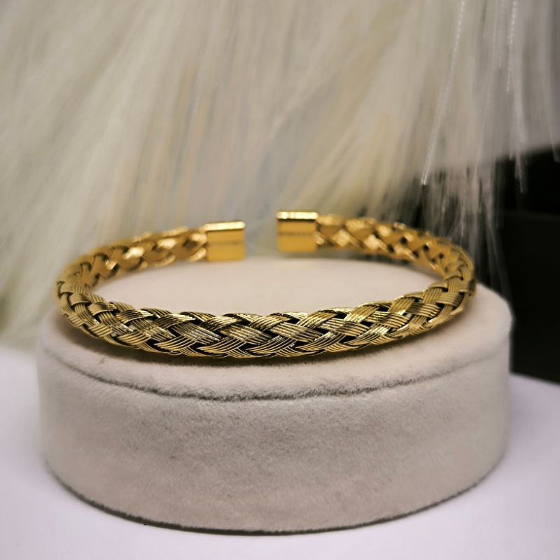 Rokassprādžu komplekts „Drosmīgs vīrietis“