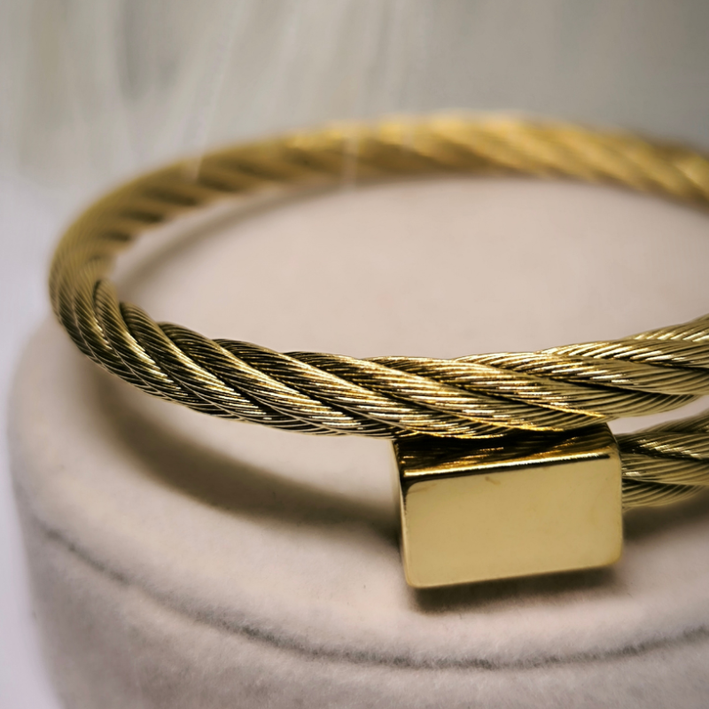 Veiksmi nesoša rokassprādze īstiem vīriešiem