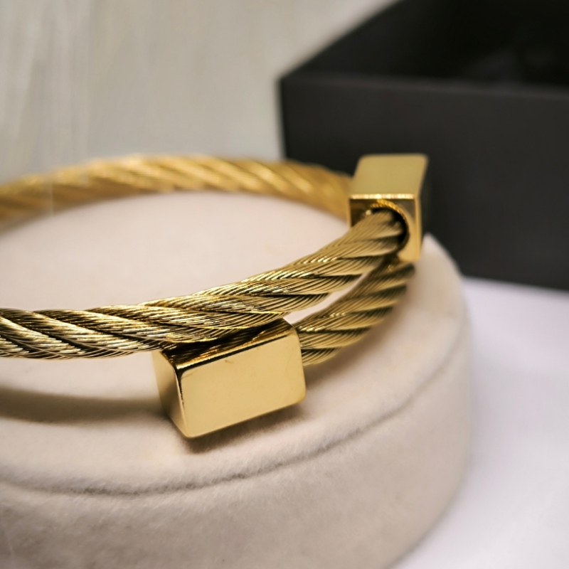 Veiksmi nesoša rokassprādze īstiem vīriešiem