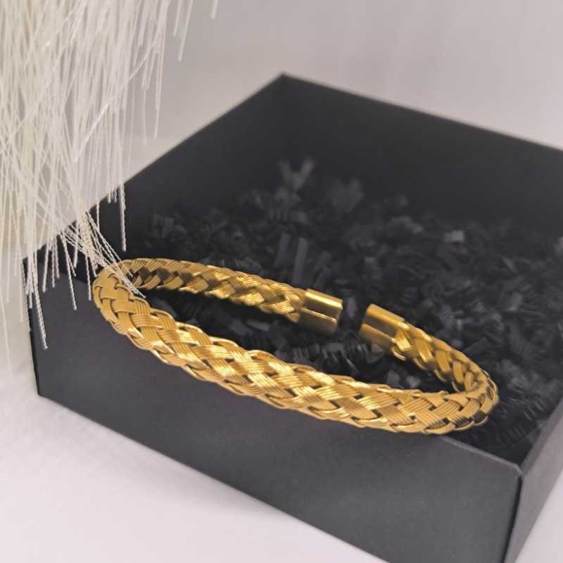 Rokassprādžu komplekts "Vīrieša greznība"