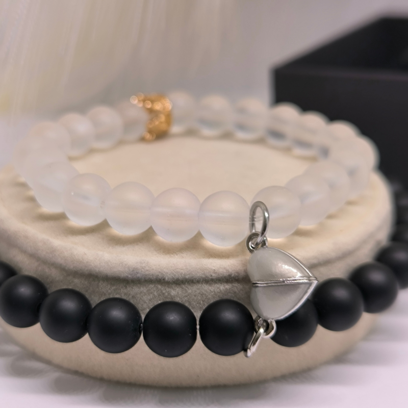 Karalisks rokassprādžu komplekts