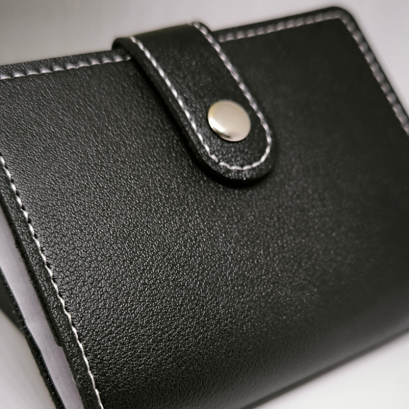 Kartīšu turētājs "Universālums"