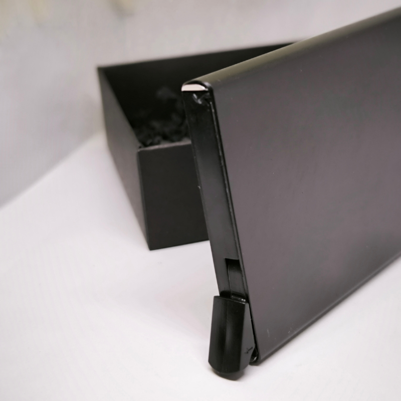 Kartīšu turētājs "Minimalisms"