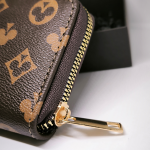 Kartīšu turētājs "Prada"