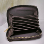 Kartīšu turētājs "Prada"