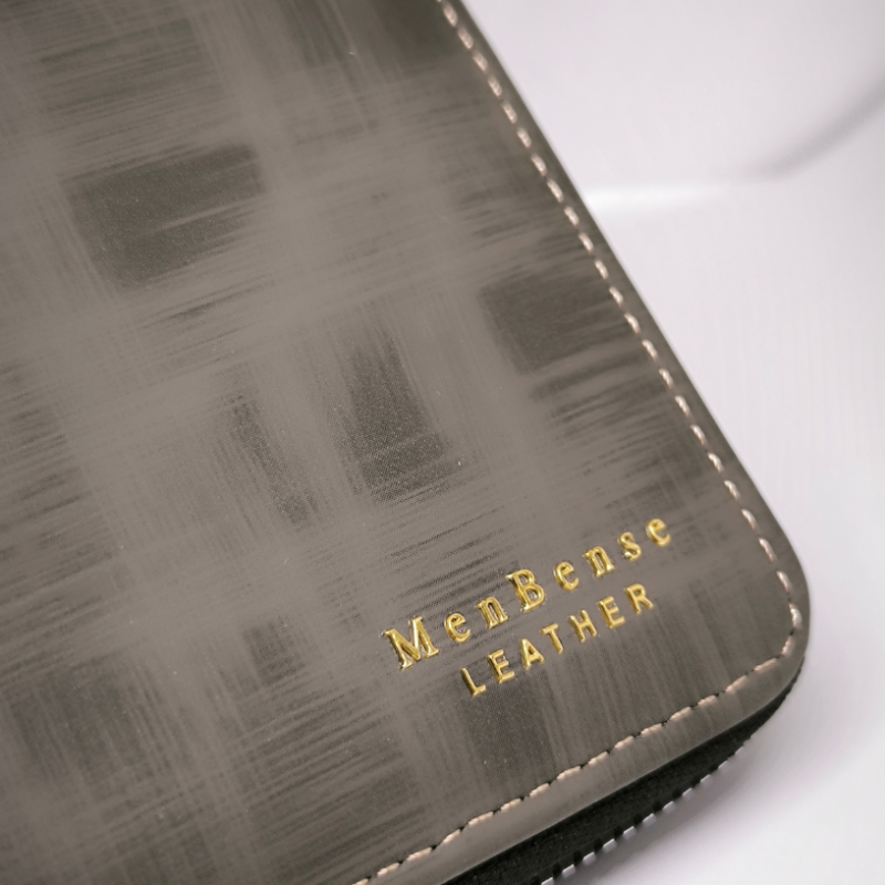 Kartīšu turētājs "Īstam vīrietim"