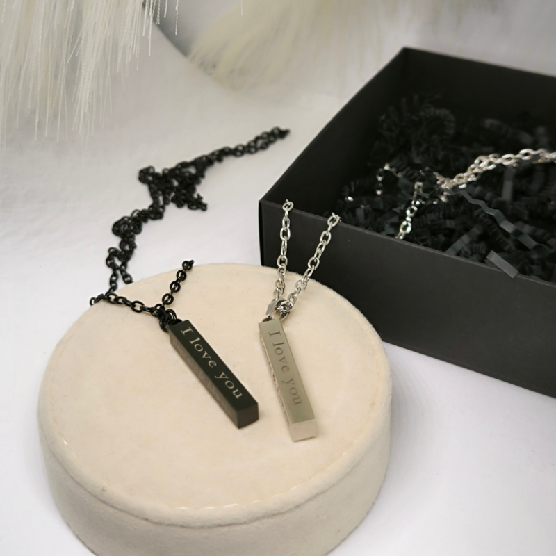 Kaklarotu komplekts "Viņam un viņai"