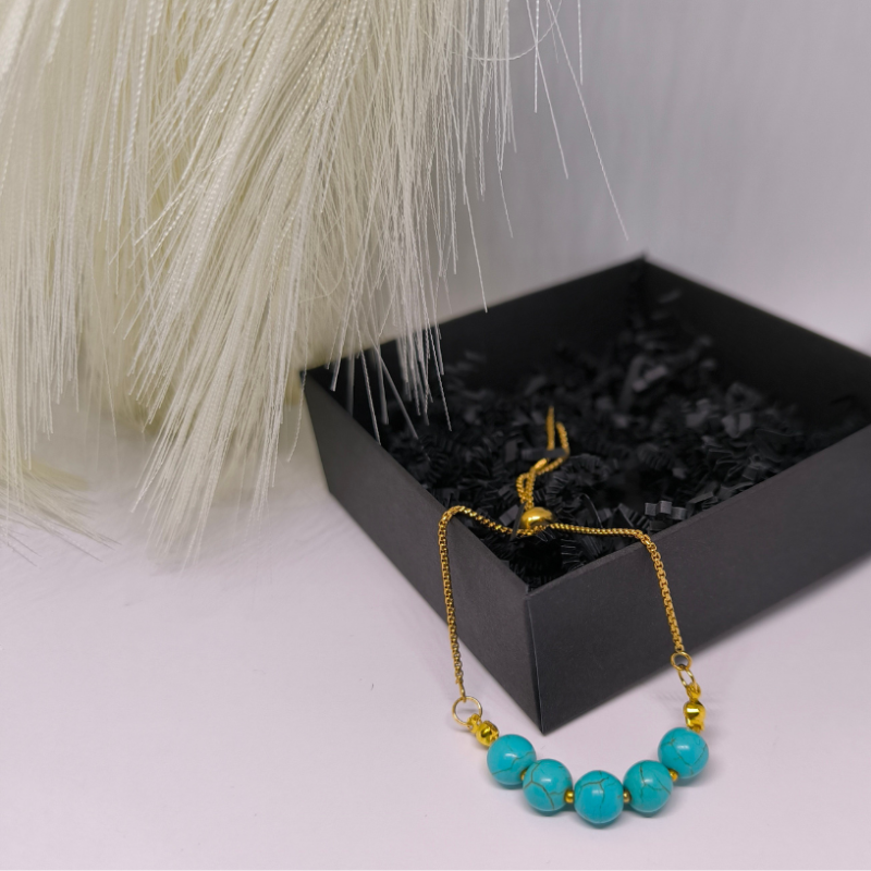 Stilīga rokassprādze ar zilo hovlitu „Elegance Blue“