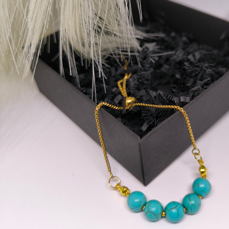 Stilīga rokassprādze ar zilo hovlitu „Elegance Blue“